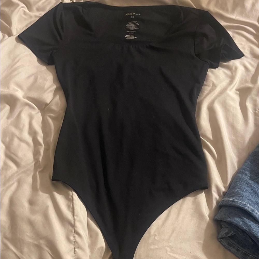 Nine West Black Short-Sleeve Scoop Neck Bodysuit